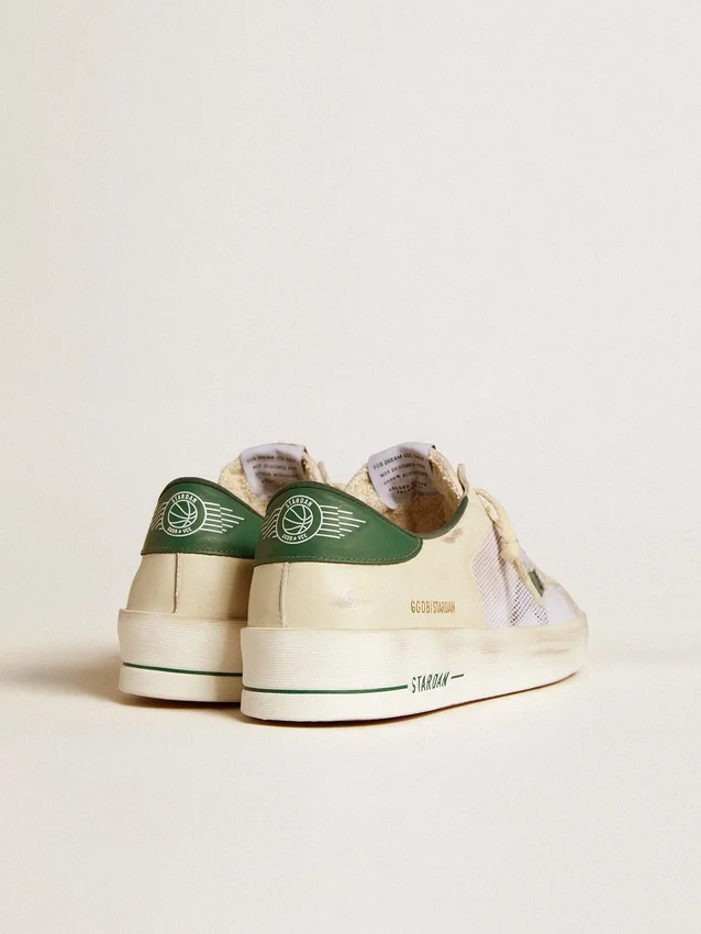 Stardan in pelle scamosciata bianca e mesh con stella in pelle verde e linguetta sul tallone