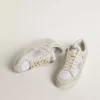 Stardan LTD in pelle bianca con stella e linguetta sul tallone in pelle scamosciata grigio ghiaccio