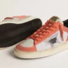 Stardan LTD in pelle scamosciata color corallo e rete con stella in pelle nera