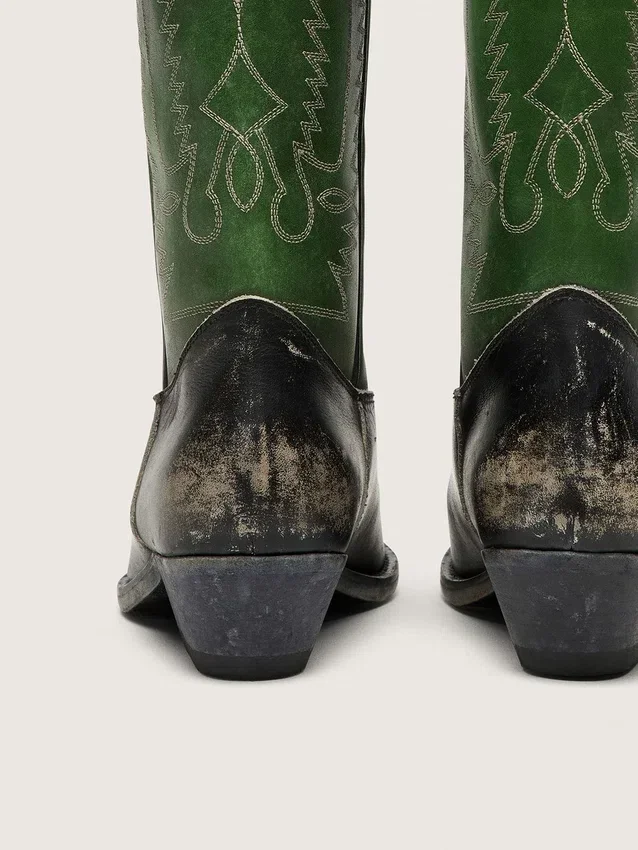 Stivali alti da donna Wish Star in pelle nera con gambale in pelle verde e ricami bianchi