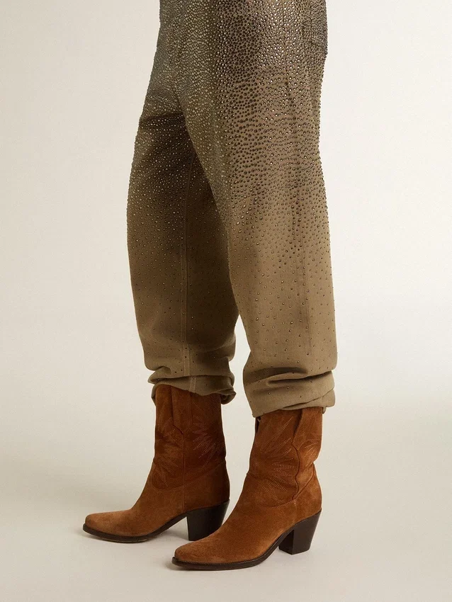Stivali bassi Wish Star in pelle scamosciata color cognac con stella ricamata tono su tono