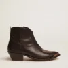 Stivali Young in pelle nera con ricami color sabbia