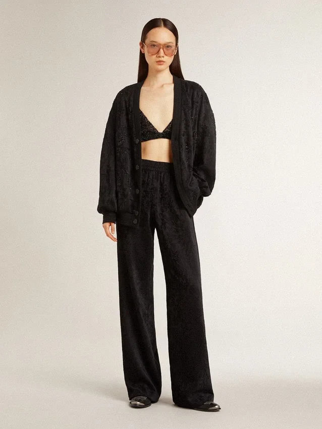 Stivali Young in pelle nera con ricami color sabbia