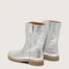 Stivali Young Wish in pelle metallizzata argento con ricamo a forma di stella