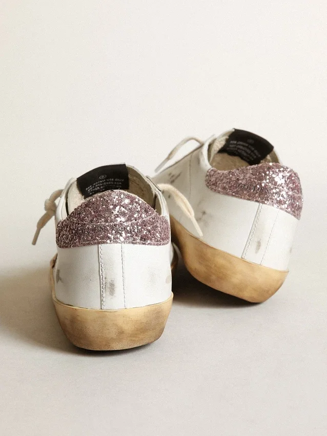 Super-Star con stella color cuoio e linguetta sul tallone con glitter rosa