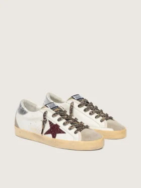 Super-Star con stella glitterata bordeaux e linguetta sul tallone argentata