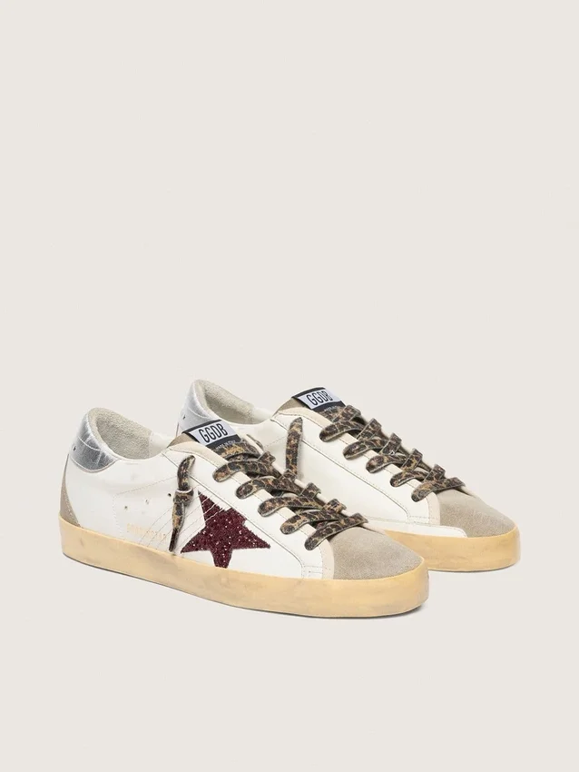 Super-Star con stella glitterata bordeaux e linguetta sul tallone argentata