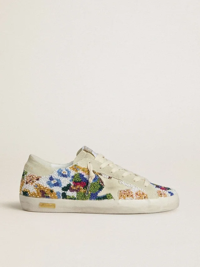 Super-Star da donna con perline multicolori e stella in pelle scamosciata beige