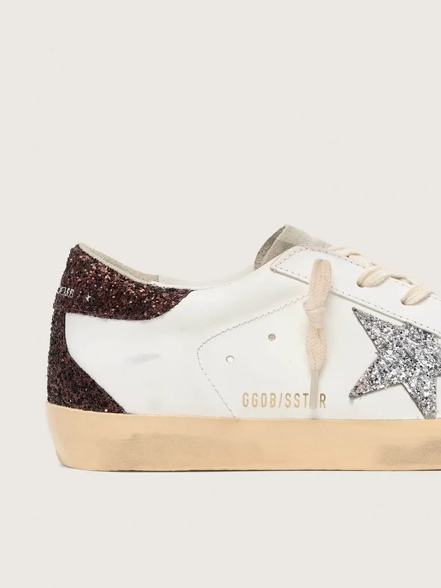 Super-Star da donna con stella glitterata argento e linguetta sul tallone glitterata marrone