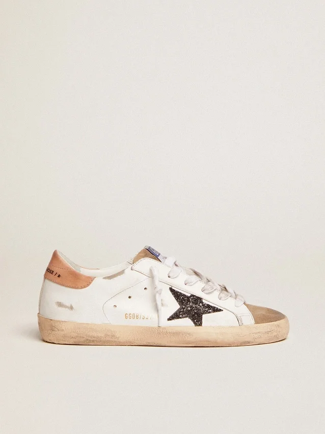 Super-Star da donna con stella glitterata nera e linguetta sul tacco rosa