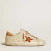 Super-Star da donna con stella in pelle e linguetta sul tallone in pelle con stampa coccodrillo