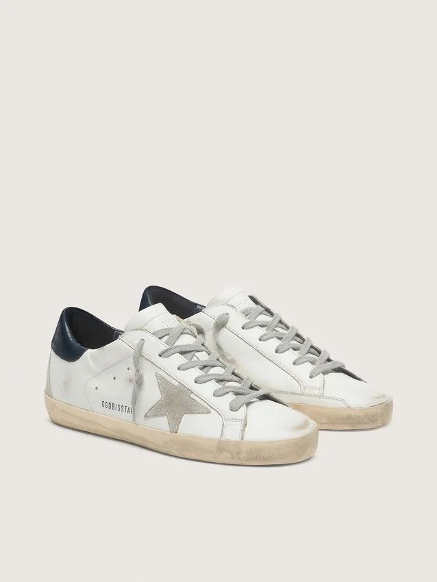 Super-Star da donna con stella in pelle scamosciata e linguetta blu sul tallone