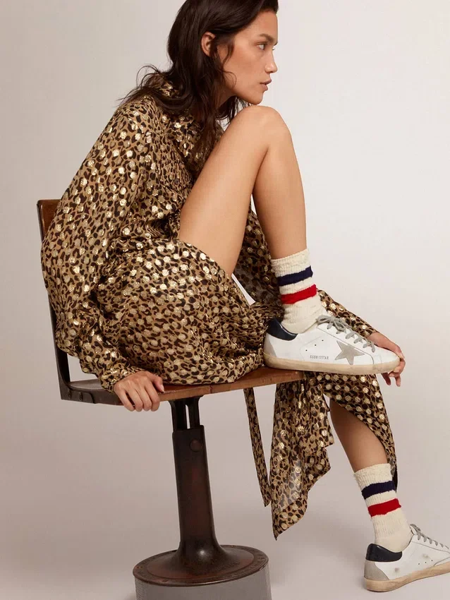 Super-Star da donna con stella in pelle scamosciata e linguetta blu sul tallone