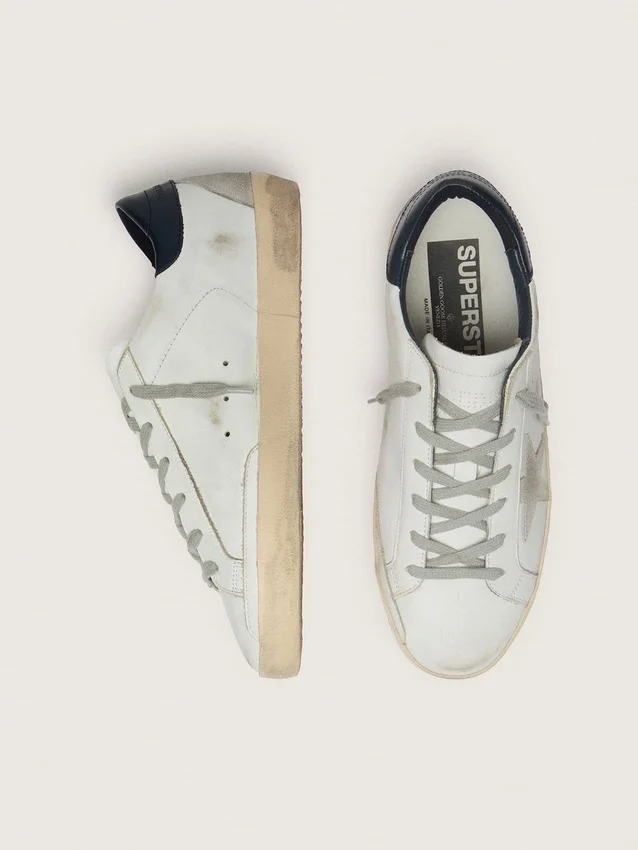 Super-Star da donna con stella in pelle scamosciata e linguetta blu sul tallone