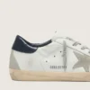 Super-Star da donna con stella in pelle scamosciata e linguetta blu sul tallone