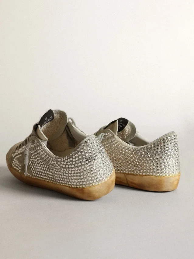 Super-Star da donna in nabuk bianco invecchiato con cristalli Swarovski