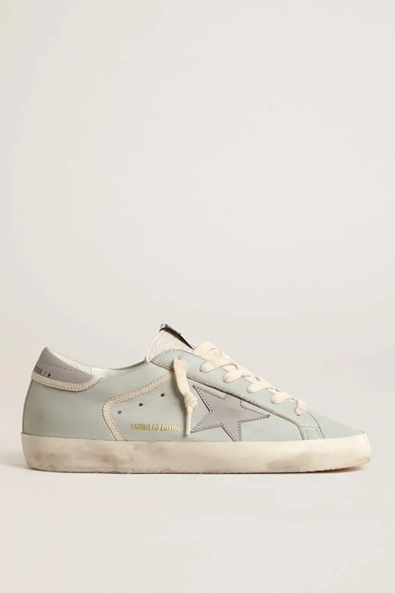 Super-Star da donna in nappa azzurro chiaro con stella in pelle grigia e linguetta sul tallone