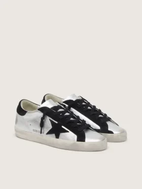 Super-Star da donna in pelle argentata con inserti a contrasto