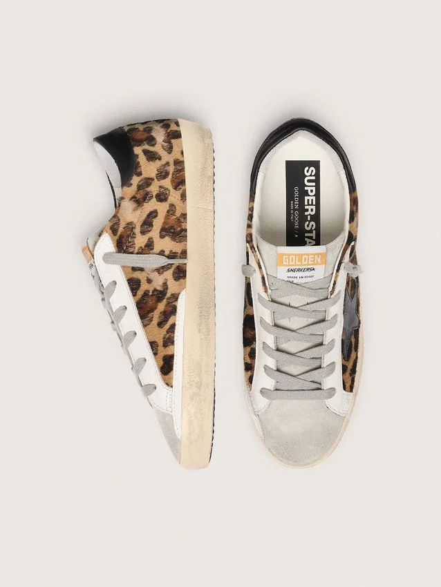 Super-Star da donna in pelle con stampa leopardata
