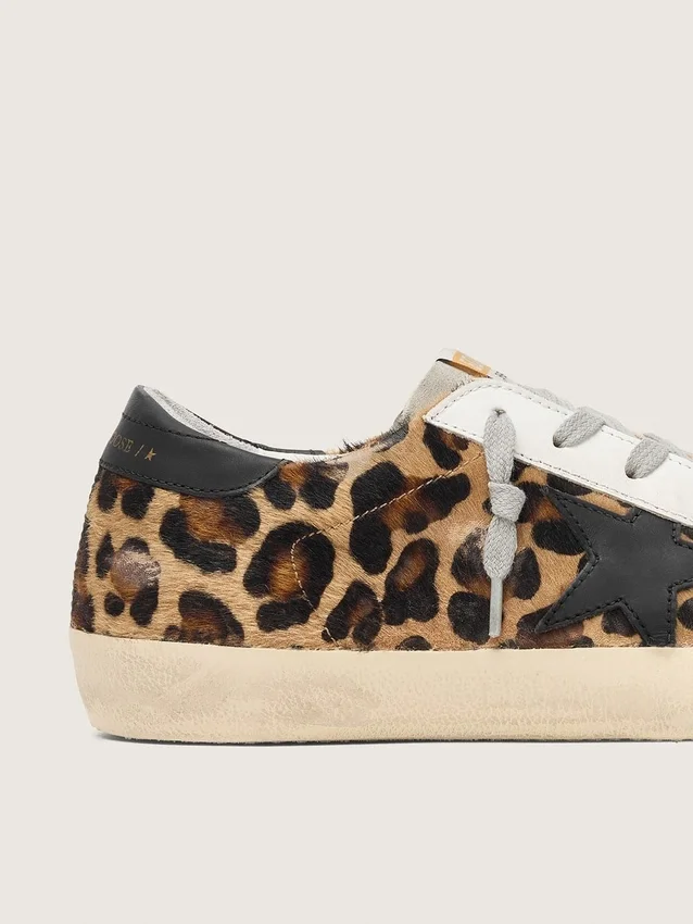 Super-Star da donna in pelle con stampa leopardata