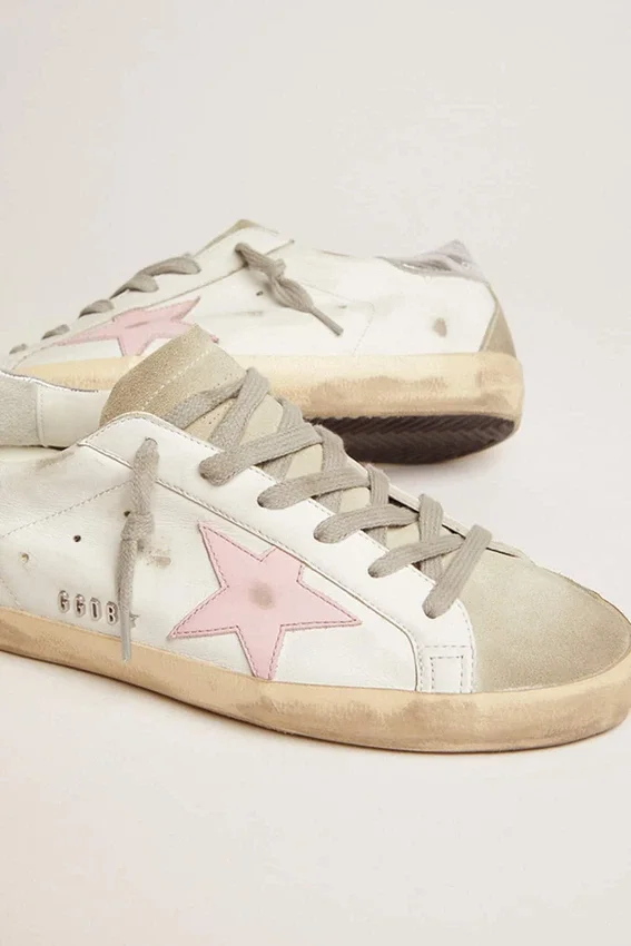Super-Star da donna in pelle con stella rosa e linguetta sul tallone argentata