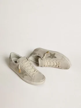 Super-Star da donna in pelle nappa avorio con stella glitterata platino e linguetta sul tallone