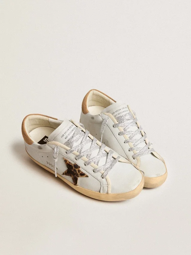 Super-Star da donna in pelle nappa con stella in pelle di pony e linguetta sul tallone in pelle scamosciata