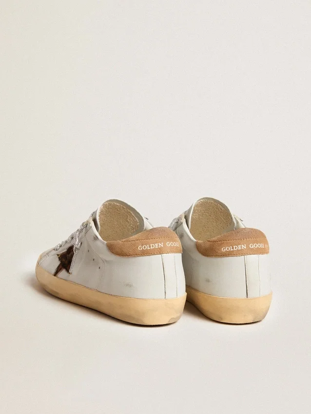 Super-Star da donna in pelle nappa con stella in pelle di pony e linguetta sul tallone in pelle scamosciata