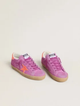 Super-Star da donna in pelle scamosciata fucsia con stella e linguetta sul tallone in pelle laminata arancione fluorescente