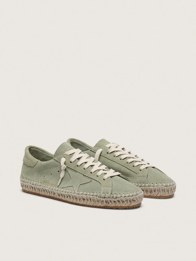 Super-Star da donna in pelle scamosciata verde salvia con stella in pelle scamosciata tono su tono e suola a corda