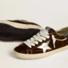 Super-Star da donna in velluto color cognac con stella in pelle metallizzata e linguetta sul tallone