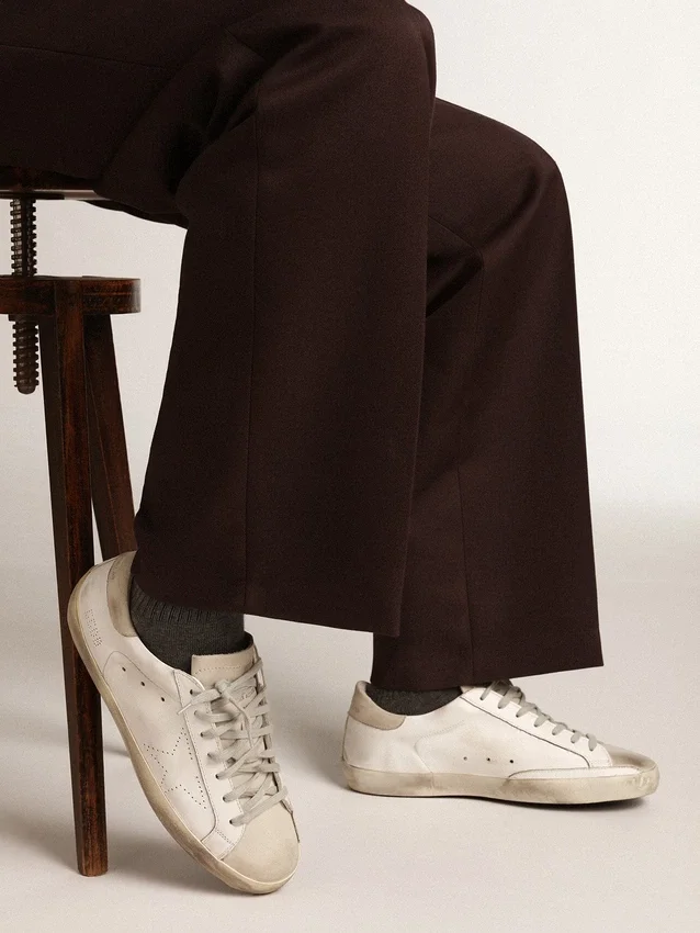 Super-Star da uomo con stella traforata e linguetta sul tallone grigio ghiaccio