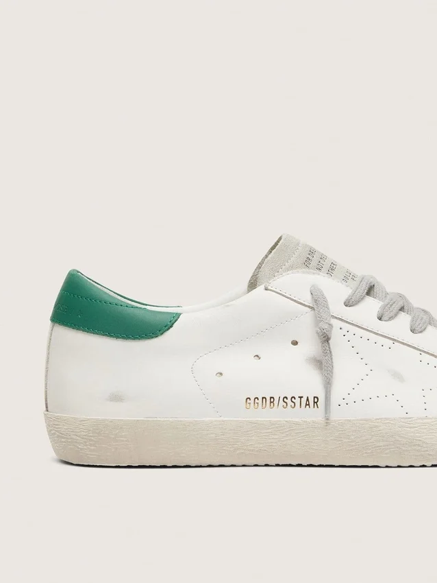 Super-Star da uomo con stella traforata e linguetta sul tallone verde