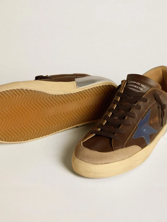 Super-Star da uomo in pelle con stella in pelle blu e linguetta sul tallone in nabuk beige