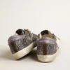 Super-Star glitterata con stella marrone e linguetta sul tallone color lilla