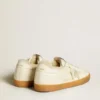 Super-Star in nappa bianca con stella in pelle scamosciata e fodera in shearling