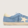 Super-Star in pelle scamosciata azzurra con stella e linguetta sul tallone in pelle beige