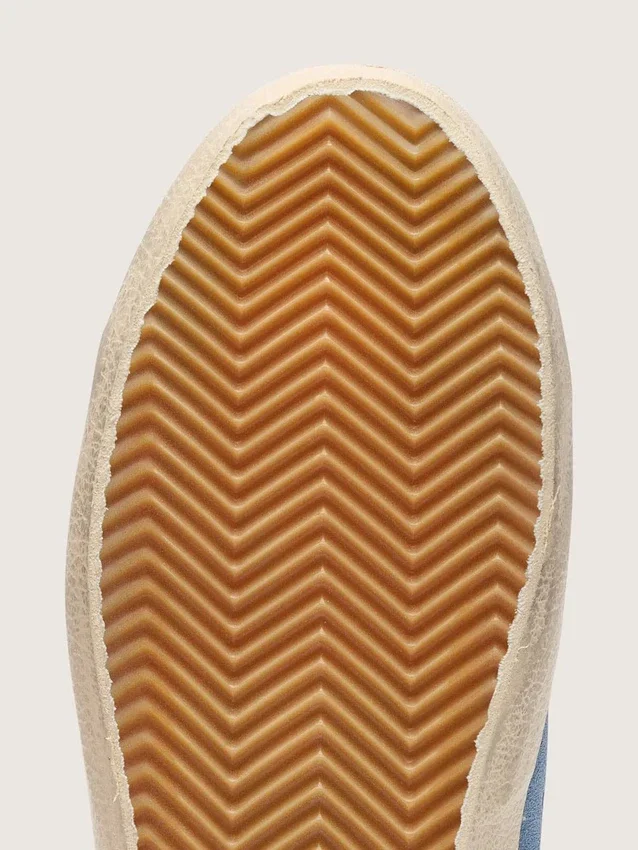 Super-Star in pelle scamosciata azzurra con stella e linguetta sul tallone in pelle beige