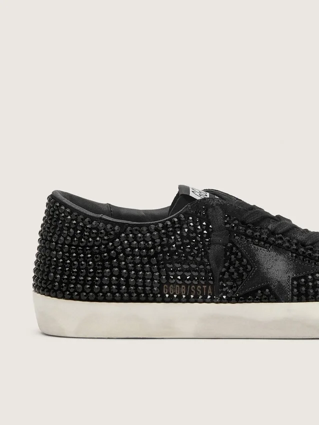 Super-Star in pelle scamosciata nera con cristalli Swarovski e stella in pelle scamosciata nera
