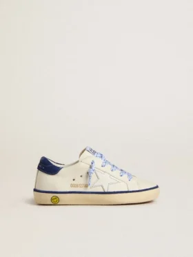 Super-Star Junior in pelle bianca con linguetta sul tallone in pelle scamosciata blu