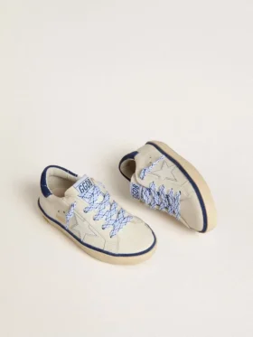 Super-Star Junior in pelle bianca con linguetta sul tallone in pelle scamosciata blu