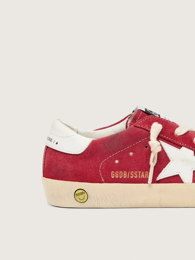 Super-Star Junior in pelle scamosciata rossa con stella e linguetta sul tallone in pelle bianca