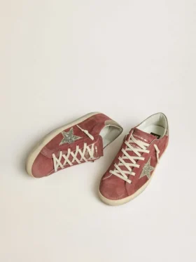 Super-Star LTD da donna in pelle scamosciata rossa con stella glitterata argento e linguetta sul tallone in pelle laminata