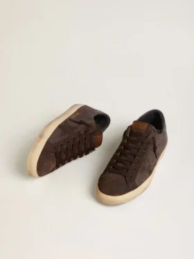 Super-Star LTD da uomo in nabuk marrone con stella in pelle scamosciata e linguetta sul tallone in pelle viola