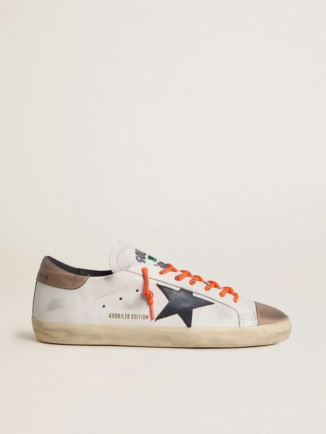 Super-Star LTD da uomo in pelle con stella in pelle nera e linguetta sul tallone in pelle beige