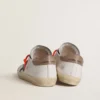 Super-Star LTD da uomo in pelle con stella in pelle nera e linguetta sul tallone in pelle beige