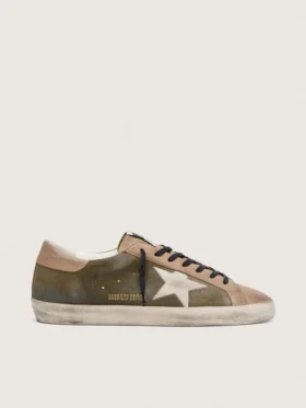 Super-Star LTD da uomo in pelle scamosciata verde oliva con stella ricamata color crema