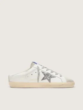 Super-Star Sabot con stella glitterata platino e linguetta in pelle scamosciata