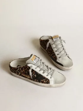 Super-Star Sabot da donna in pelle di pony con stampa leopardata e stella nera