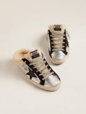 Super-Star Sabot da donna in pelle laminata argento con stella nera